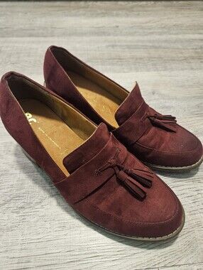 Women's Suede Tassel Loafers - Burgundy Size 8